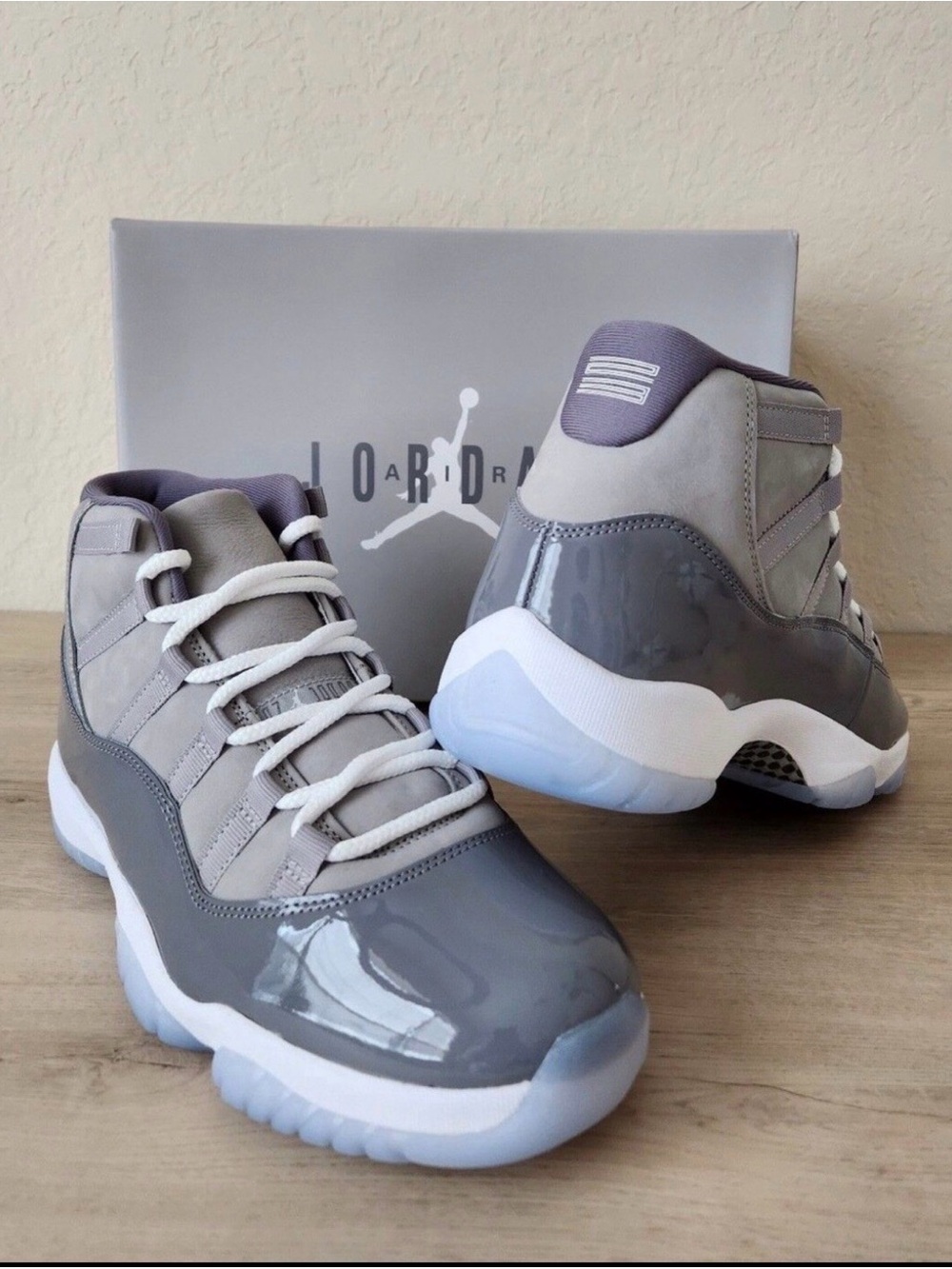 Jordan Men’s Air Retro High-Top Sneakers - Grey and White